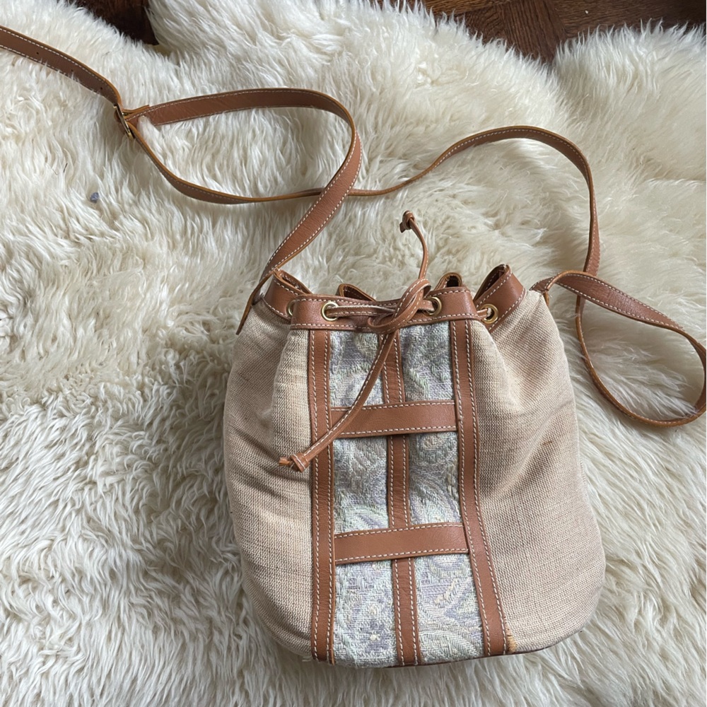 90s woven tapestry textile and leather bucket bag lightweight long purse